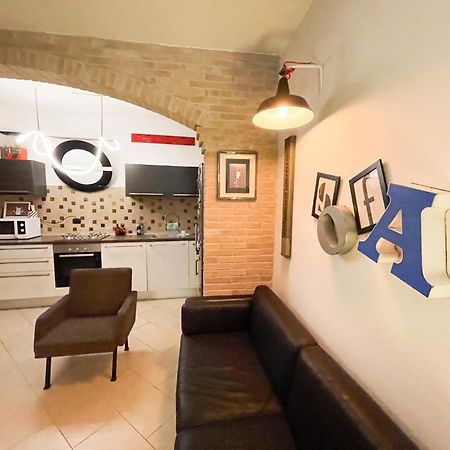 Incortedafabio Design Flat With Bikes Caronno Pertusella Zewnętrze zdjęcie