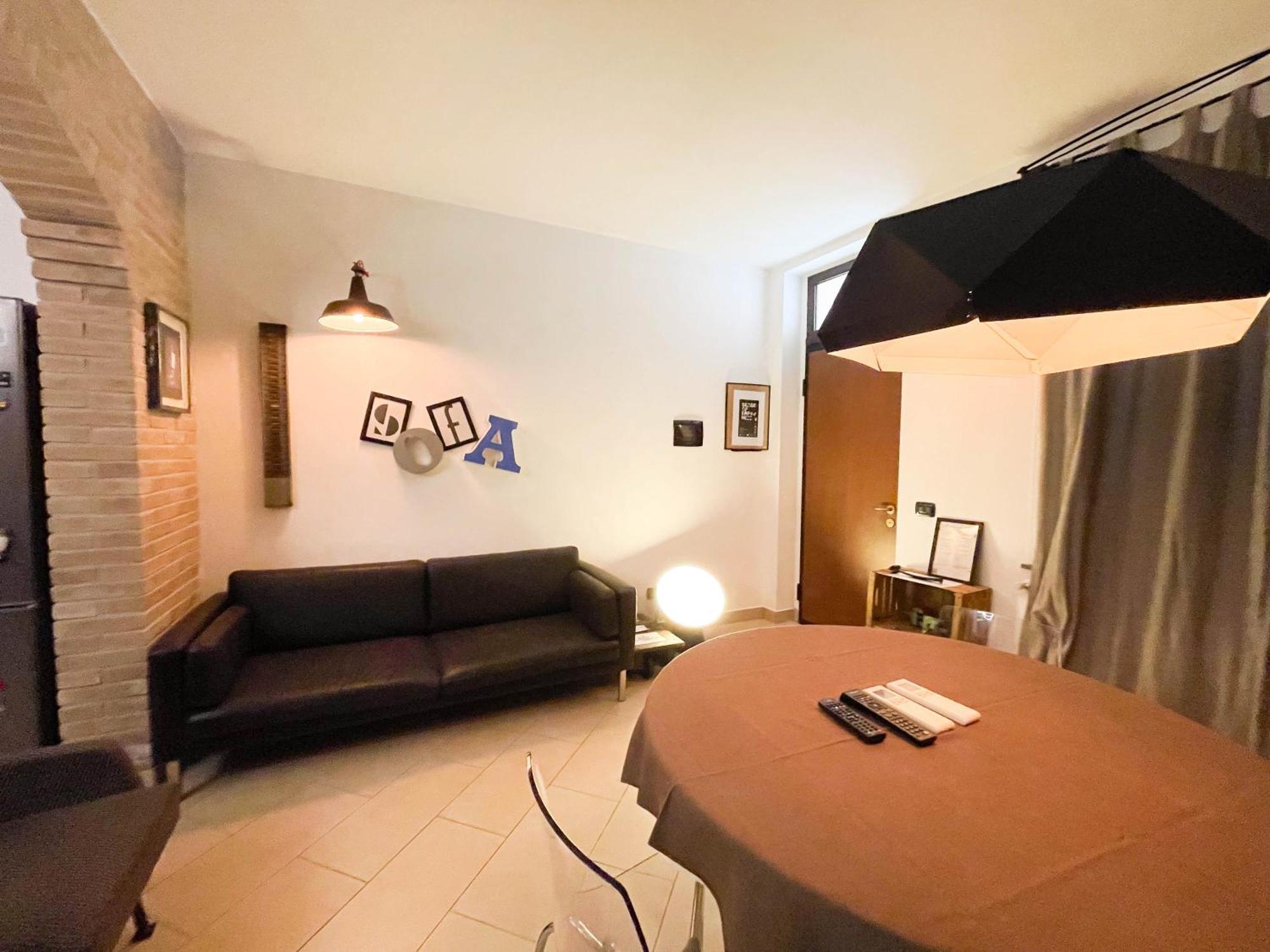 Incortedafabio Design Flat With Bikes Caronno Pertusella Zewnętrze zdjęcie